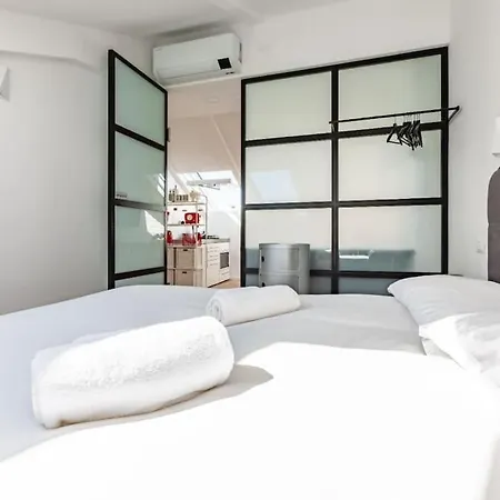 Life Modern Design 10 Mt Da M Lilla Apartment Milan